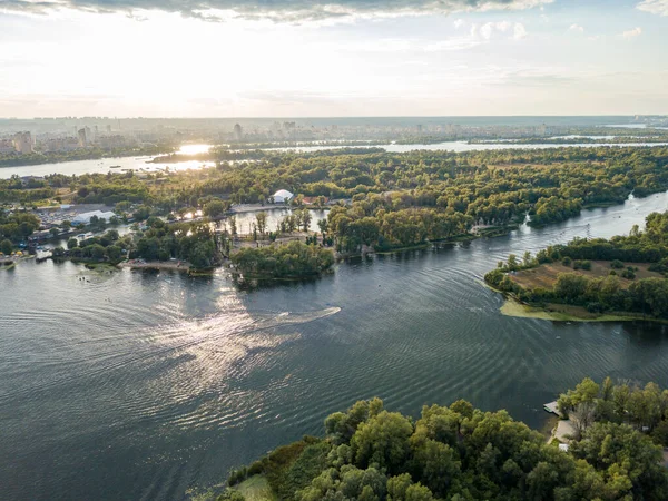 Západ Slunce Nad Řekou Dněpr Kyjevě Zobrazení Leteckých Dronů — Stock fotografie