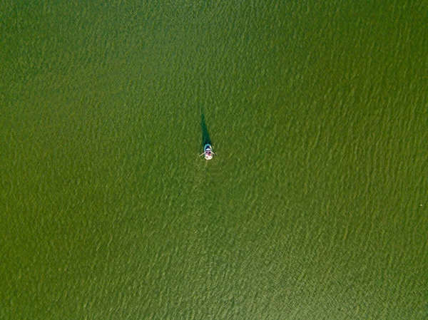 Vue Aérienne Sur Drone Bateau Pêche Dans Rivière — Photo