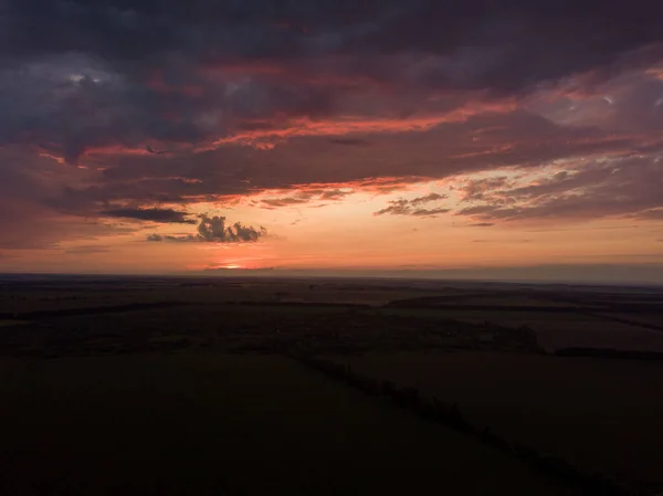 Luftaufnahme Sonnenuntergang Über Den Landwirtschaftlichen Feldern Der Ukraine — Stockfoto