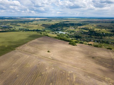 Ukrayna tarım sahalarının hava aracı görüntüsü.