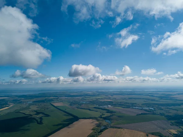 Ukrayna tarım sahalarının hava aracı görüntüsü.