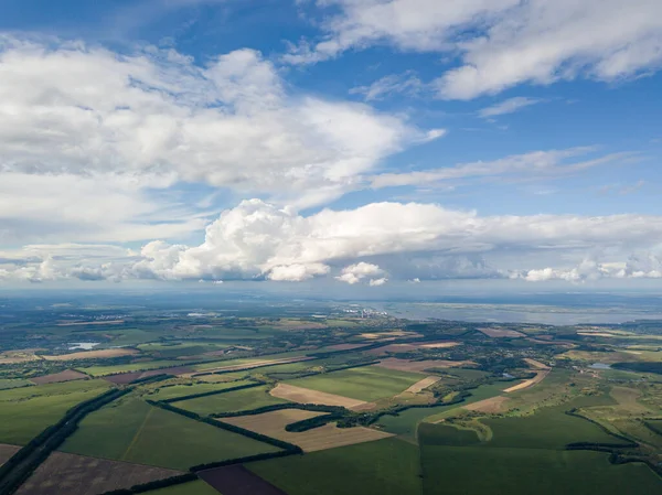 Ukrayna tarım sahalarının hava aracı görüntüsü.
