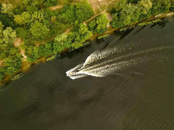 Aerial Drone View Motor Boat Sails River — Stock Photo, Image