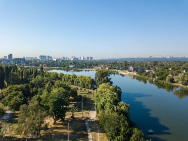 Hava aracı görüntüsü. Kiev şehir manzarası