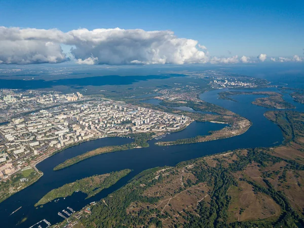 Vista Alta Del Río Dniéper Kiev Una Nube Sobre Ciudad — Foto de Stock