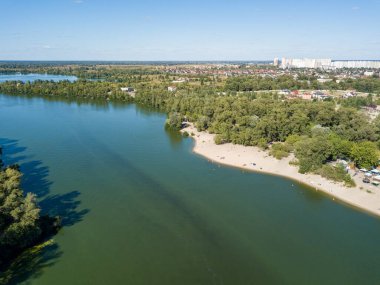 Hava aracı görüntüsü. Kiev 'deki kumsal.