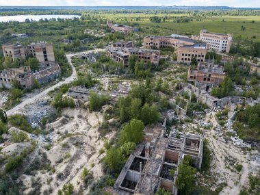 Hava aracı görüntüsü. Kiev 'deki şehir hastanesinin bitmemiş binası..