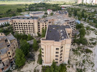 Hava aracı görüntüsü. Kiev 'deki şehir hastanesinin bitmemiş binası..
