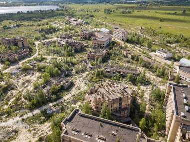 Hava aracı görüntüsü. Kiev 'deki şehir hastanesinin bitmemiş binası..
