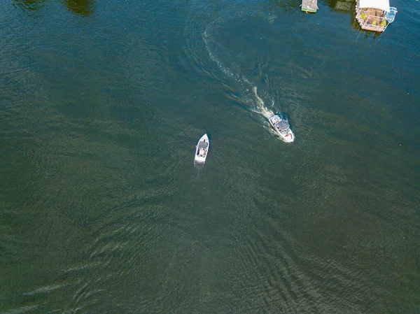 Vista Aérea Drones Barco Motor Rio — Fotografia de Stock