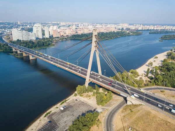 Flygdrönare Norra Bron Kiev Och Floden Dnepr Klar Sommarmorgon — Stockfoto