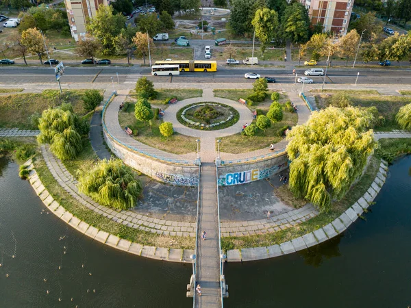 Vista Aérea Drones Caminhos Pedestres Perto Lago Parque Cidade Kiev — Fotografia de Stock