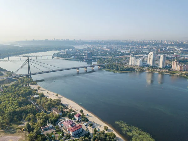 Kiev Deki Dinyeper Nehri Üzerindeki Kuzey Köprüsü Hava Aracı Görünümü — Stok fotoğraf