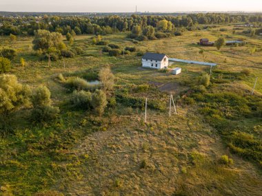 Yaz kırsal manzarası, hava aracı manzarası.