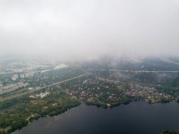 Vysoký Letecký Výhled Kyjev Řeku Dněpru Zpod Mraků — Stock fotografie