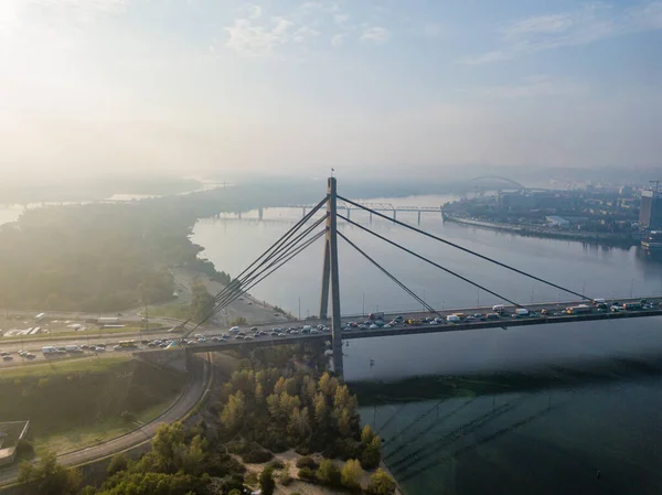 Vista Aérea Drones Ponte Norte Kiev Nos Raios Uma Manhã — Fotografia de Stock