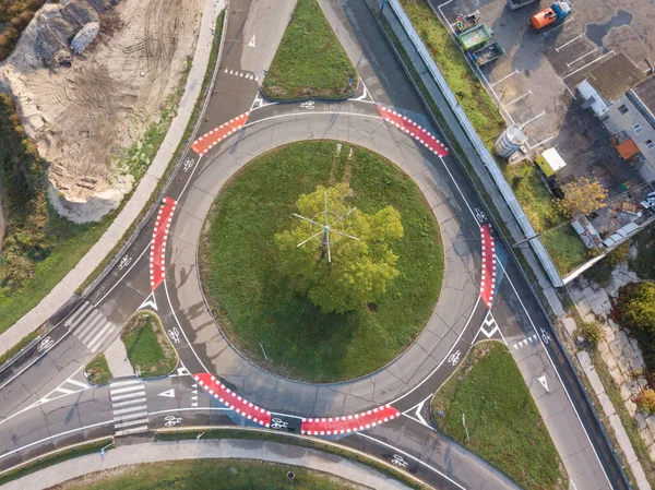 Drohnen Aus Der Luft Kreisverkehr Mit Fahrradmarkierung — Stockfoto