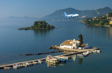 Vlacherna Manastırı Vigla ve fare Adaları, Corfu, Yunanistan