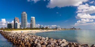 Miami Beach panoraması - güneş, kum ve deniz