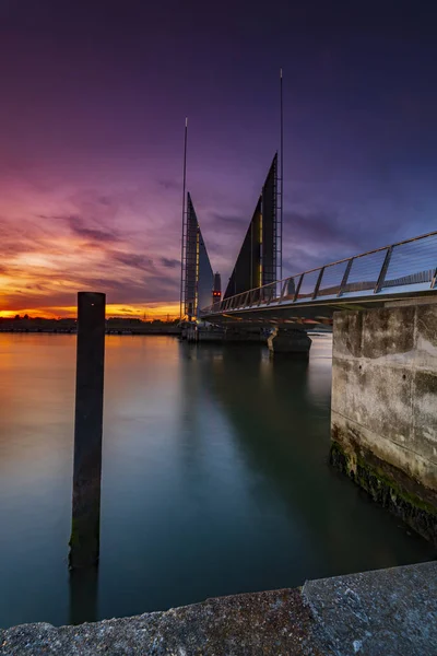 Twin sails bridge in Poole at sunset — Stock Photo, Image