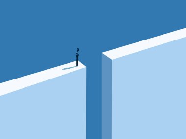 İş adamı boşlukta duruyor ve düşünüyor: