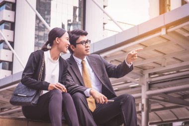 Bir cep telefonu arıyorum city adlı çalışma iş takım