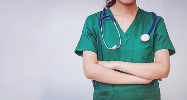 Kvinna Sjuksköterska Eller Läkare Professionell Stående — Stockfoto
