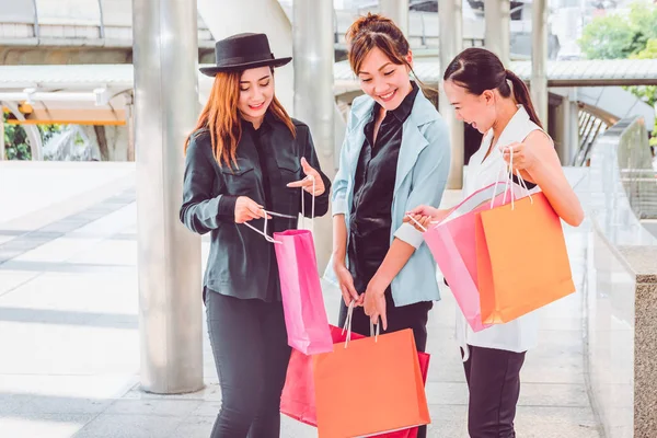 Happy woman with shopping bags enjoying in shopping. women shopping, lifestyle concept