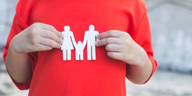 Küçük model Aile, Aile kavramı holding çocuk eller