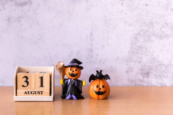 Dřevěný Kalendář Blok Narušena Show Datum Říjen Halloween Den Hračka — Stock fotografie