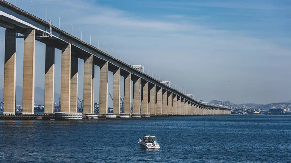 Die Presidente Costa Silva Brücke Besser Bekannt Als Rio Niteroi — Stockfoto