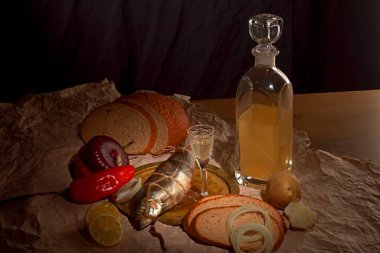 Hollanda ringa balığı, kaçak içki ve sebzelerle dolu.