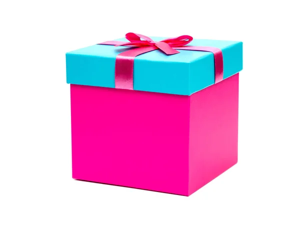 粉红色的盒子与礼物和弓孤立的白色背景 — 图库照片