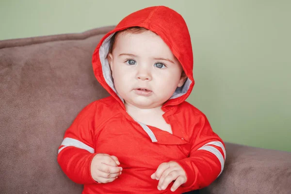 Closeup Portret Van Leuke Schattige Kaukasische Lachende Babyjongen Met Blauwe — Stockfoto