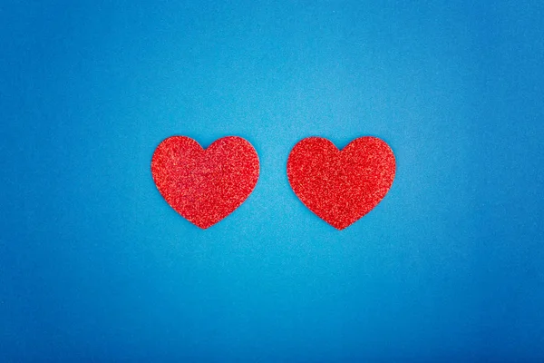 Ημέρα Του Αγίου Βαλεντίνου Ταπετσαρία Όμορφη Κάρτα Δύο Κόκκινες Καρδιές — Φωτογραφία Αρχείου