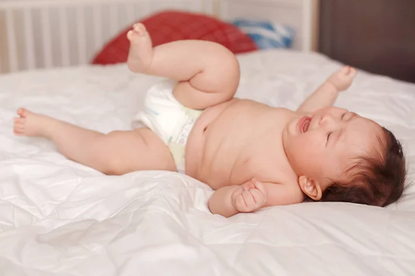 Retrato Llorar Gritando Asiática Mestiza Bebé Niña Cuatro Meses Edad — Foto de Stock
