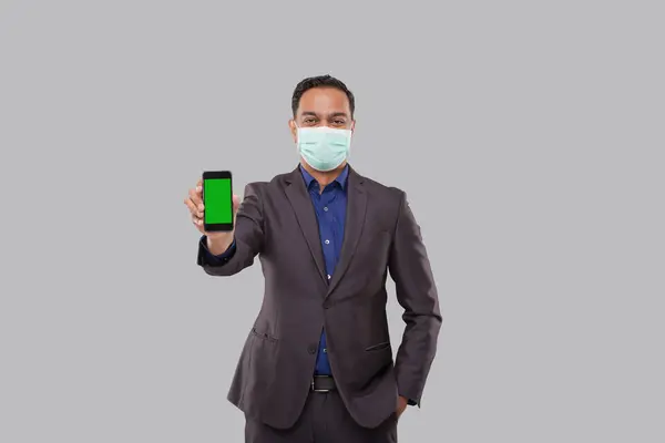 Businessman Showing Phone Wearing Medical Mask Indian Business Man Technology — Stock Photo, Image