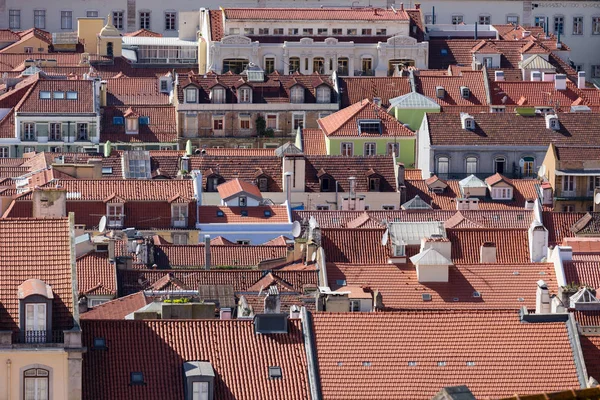 Portekiz'de Lizbon eski şehrin güzel manzara