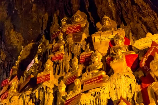 Pindaya Myanmar Novembre 2014 Statue Dorate Dei Buddha Nelle Grotte — Foto Stock