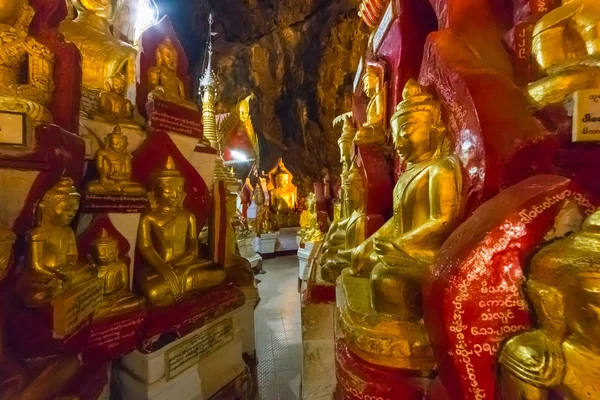 Pindaya Myanmar Novembre 2014 Statue Dorate Dei Buddha Nelle Grotte — Foto Stock