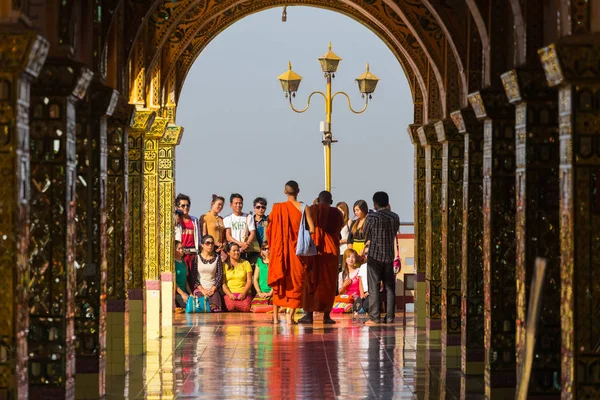 Mandalay Myanmar Noviembre 2014 Pagoda Kyauktawgyi Mandalay Myanmar —  Fotos de Stock