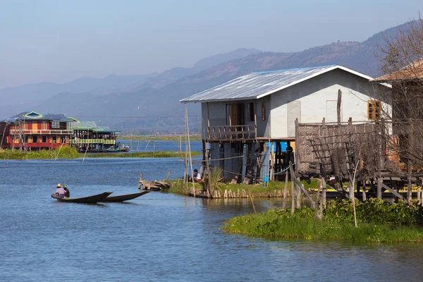 Pueblos Flotantes Inle Lake Myanmar — Foto de Stock