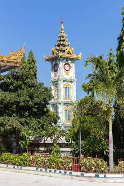 Mahamuni Paya, Mandalay, Myanmar — Stockfoto