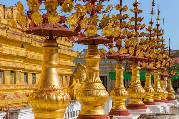 Beautiful Shwezigon Paya Pagoda Famous Bagan Myanmar — Stock Photo, Image