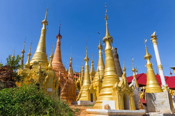 Shwe Inn Dain Pagoda Lago Inle Myanmar —  Fotos de Stock