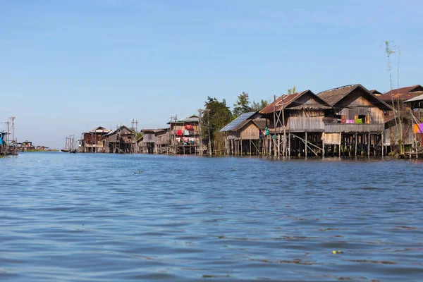 Pueblos Flotantes Inle Lake Myanmar — Foto de Stock