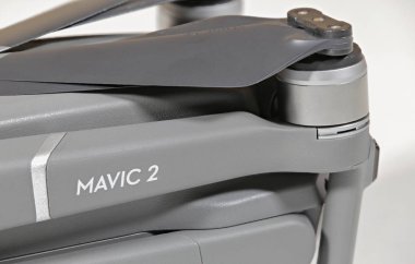 Rome, İtalya - 9 Eylül 2018: yeni Mavic 2 Zoom ile DJI indeks işlem yakın çekim fotoğrafı