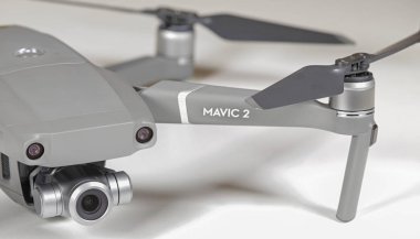 Rome, İtalya - 9 Eylül 2018: yeni Mavic 2 Zoom ile DJI indeks işlem yakın çekim fotoğrafı