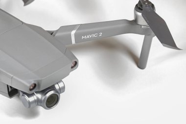 Rome, İtalya - 9 Eylül 2018: yeni Mavic 2 Zoom ile DJI indeks işlem yakın çekim fotoğrafı