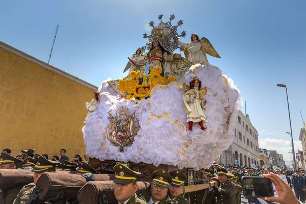 Arequipa Peru Září 2018 Náboženský Průvod Hlavního Náměstí Plaza Armas — Stock fotografie